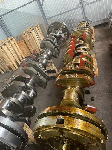 Продам вал коленчатый 2-9ДГ.8спч-1